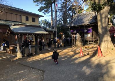 sanctuaire du quartier au Japon