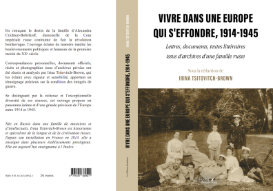 Couverture de livre avec une photo en noir et blanc de personnes allongées et debout sur l'herbe (dont des militaires)