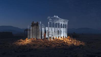 Temple de Bêl, images d'archives projetées sur une reconstitution après destruction, Palmyre, Syrie. Extrait d'un film