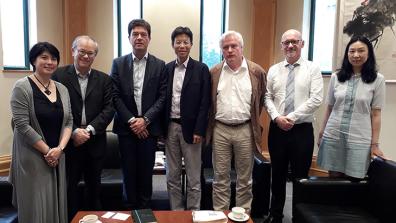 Hong Kong Baptist University, avec le Vice-Président International et des enseignants du Dpt of Government & International Studies.