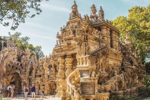 Le palais idéal du facteur Cheval.jpg