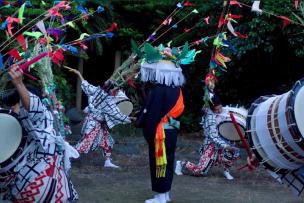 Hassaku taiko odori de l'île d'Iô